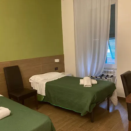 Bella Napoli Trattoria Pizzeria Πανσιόν Λα Σπέτσια