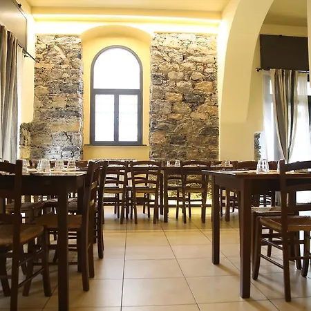 Πανσιόν Bella Napoli Trattoria Pizzeria Λα Σπέτσια