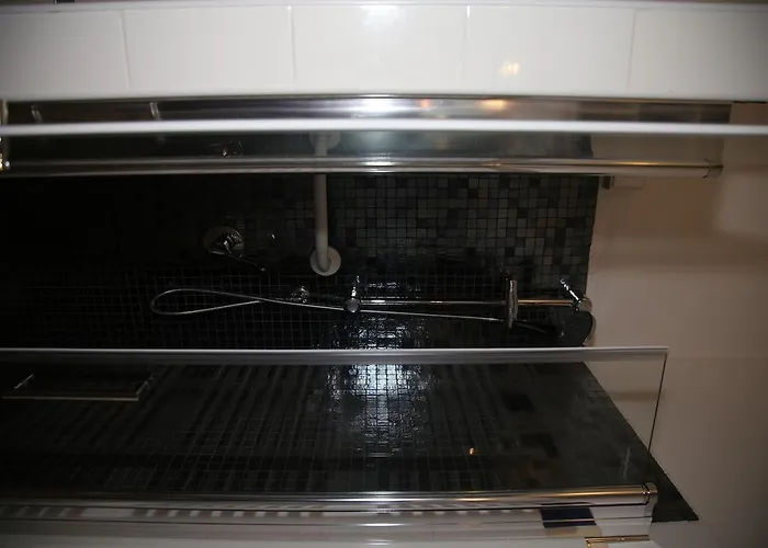 Pensionat Bella Napoli Trattoria Pizzeria La Spezia