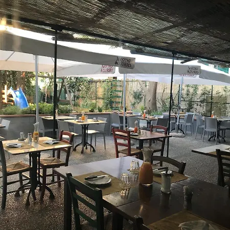 Bella Napoli Trattoria Pizzeria Affittacamere *