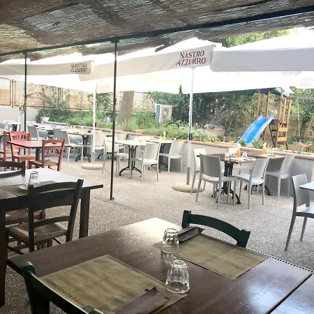 Bella Napoli Trattoria Pizzeria 3* La Spezia