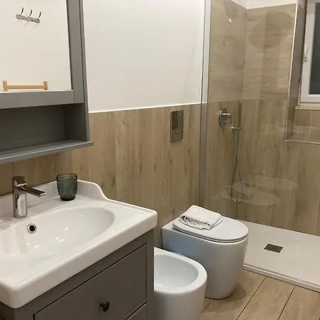 Bella Napoli Trattoria Pizzeria 3*