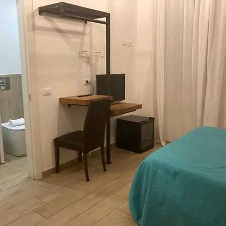 Bella Napoli Trattoria Pizzeria Guest house 3*