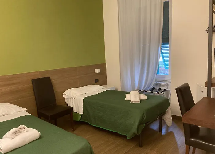 Bella Napoli Trattoria Pizzeria Gæstehus La Spezia